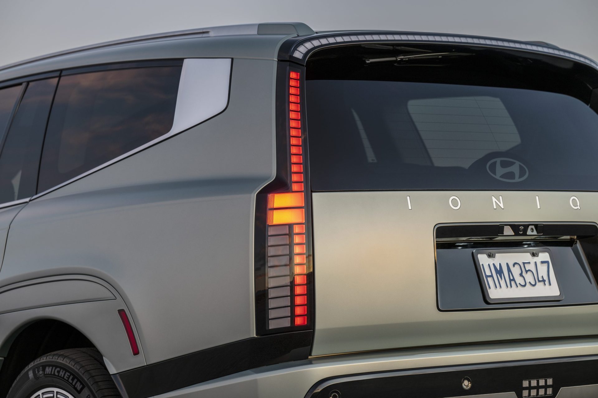 Détail du phare LED arrière du IONIQ 9